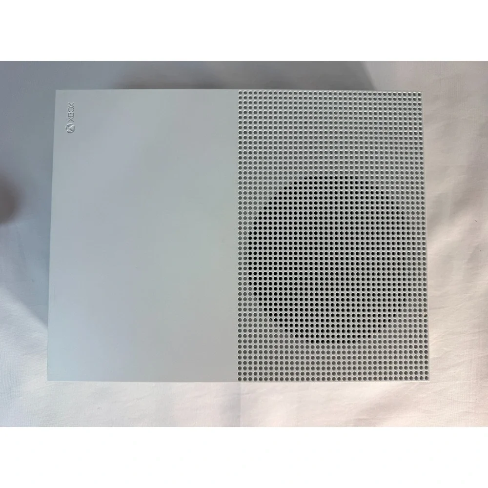 Microsoft Xbox One S All-Digital Edition 1TB White Console Model 1681 Bundle